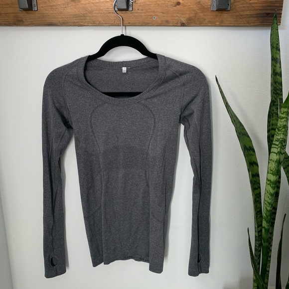 lululemon athletica Tops - Lululemon Swiftly Tech